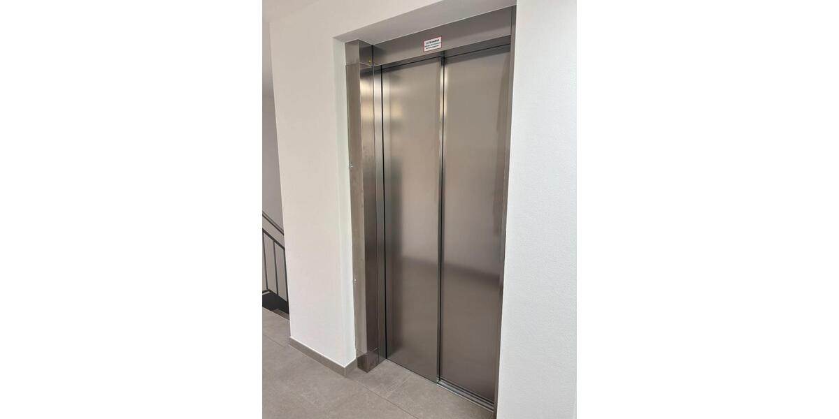 Etagenwohnung Nabburg - 3 Zimmer, 92 m&sup2;, 1.065&euro; | Angebot:26531539