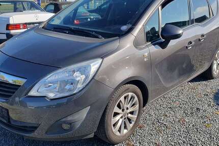 Opel Meriva 157.000 km 3.499 € Roßdorf 64380
