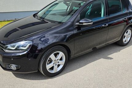 VW Golf 131.000 km 5.900 &euro; Gera 07551