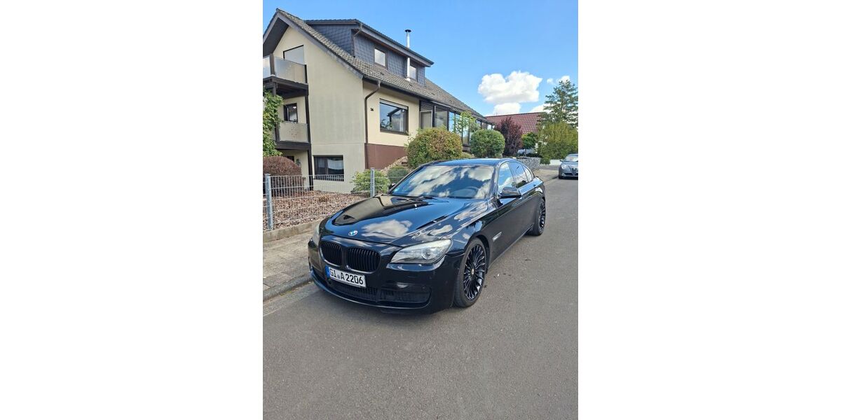 BMW 740 384.000 km 7.990 &euro; Linden 35440