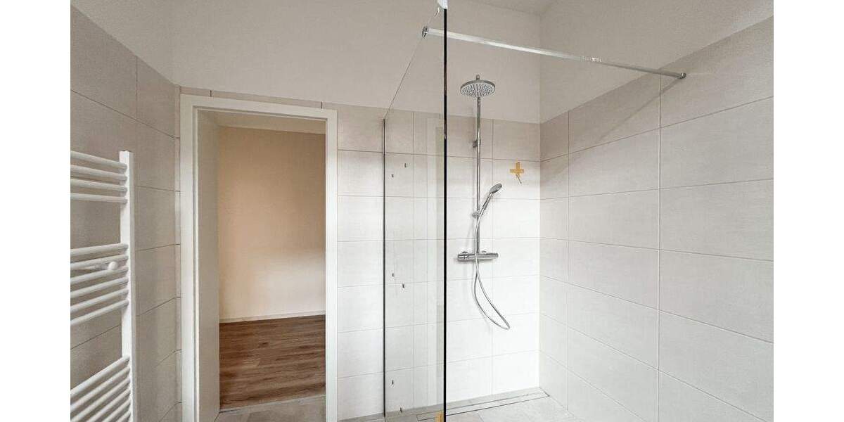 Zimmer Erfurt / Löbervorstadt Löbervorstadt - 3 Zimmer, 120 m&sup2;, 1.480&euro; | Angebot:25795979