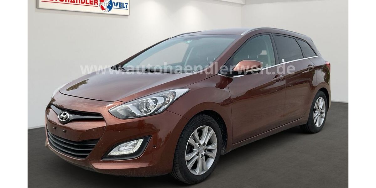 Hyundai i30 304.583 km 4.999 &euro; Brehna 06796