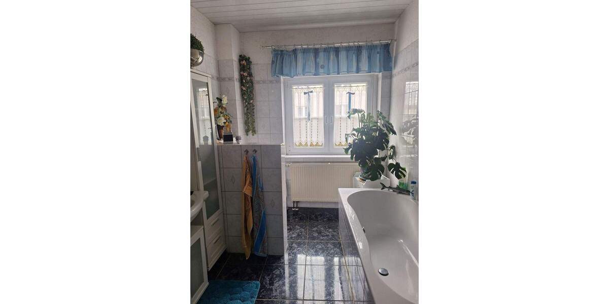 Einfamilienhaus Meuselwitz - 4 Zimmer, 138 m&sup2;, 169.000&euro; | Angebot:25700640