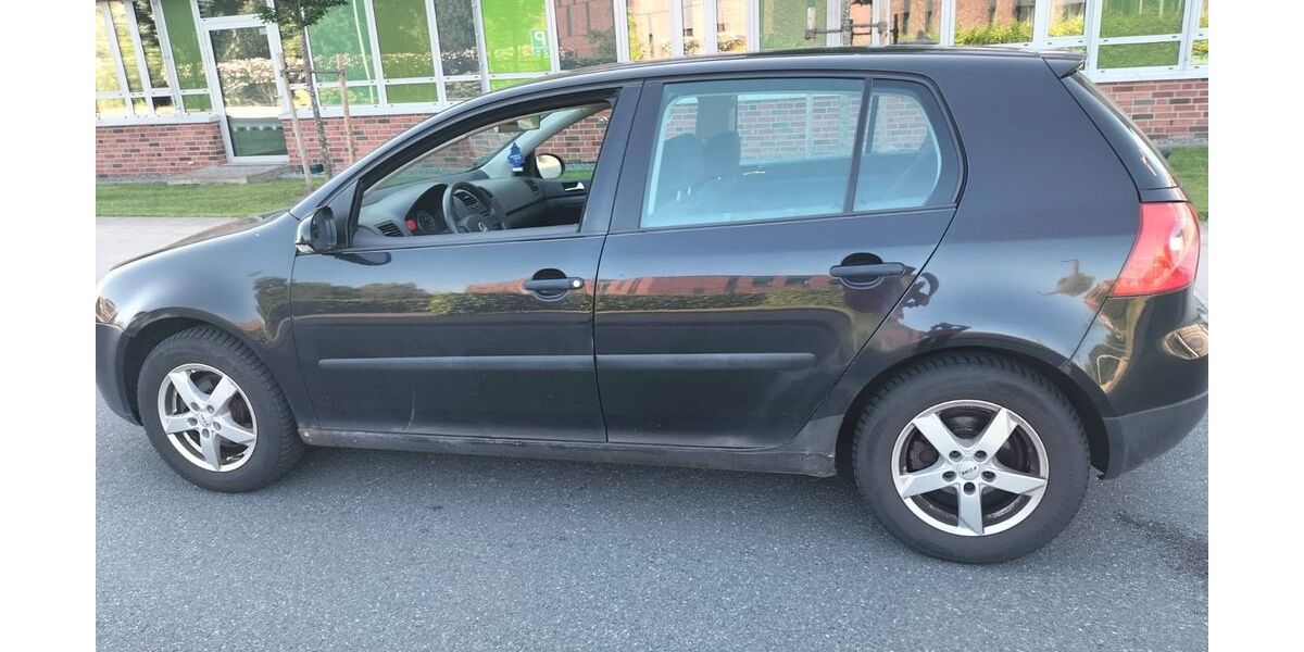 VW Golf 218.000 km 2.500 &euro; Norderstedt 22851
