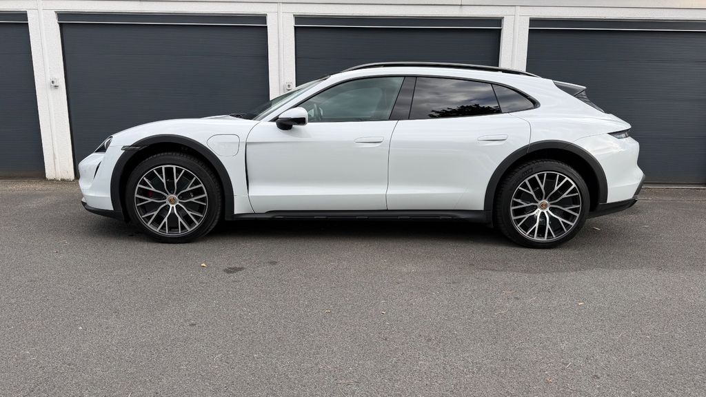 Porsche Taycan 64.900 km 6.830 &euro; Offenbach am Main 63073