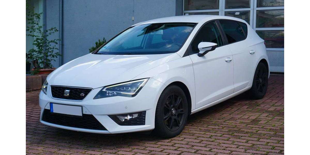Seat Leon 78.000 km 11.950 &euro; Altenburg 04600
