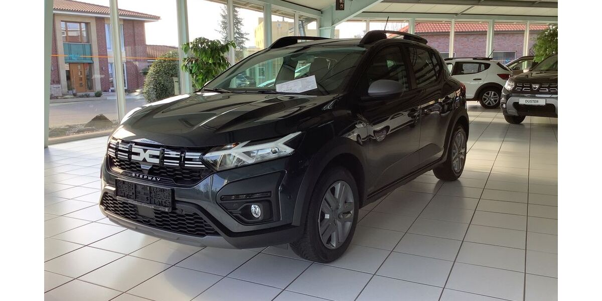 Dacia Sandero 17.021 km 18.900 &euro; Essen/Oldenburg 49632