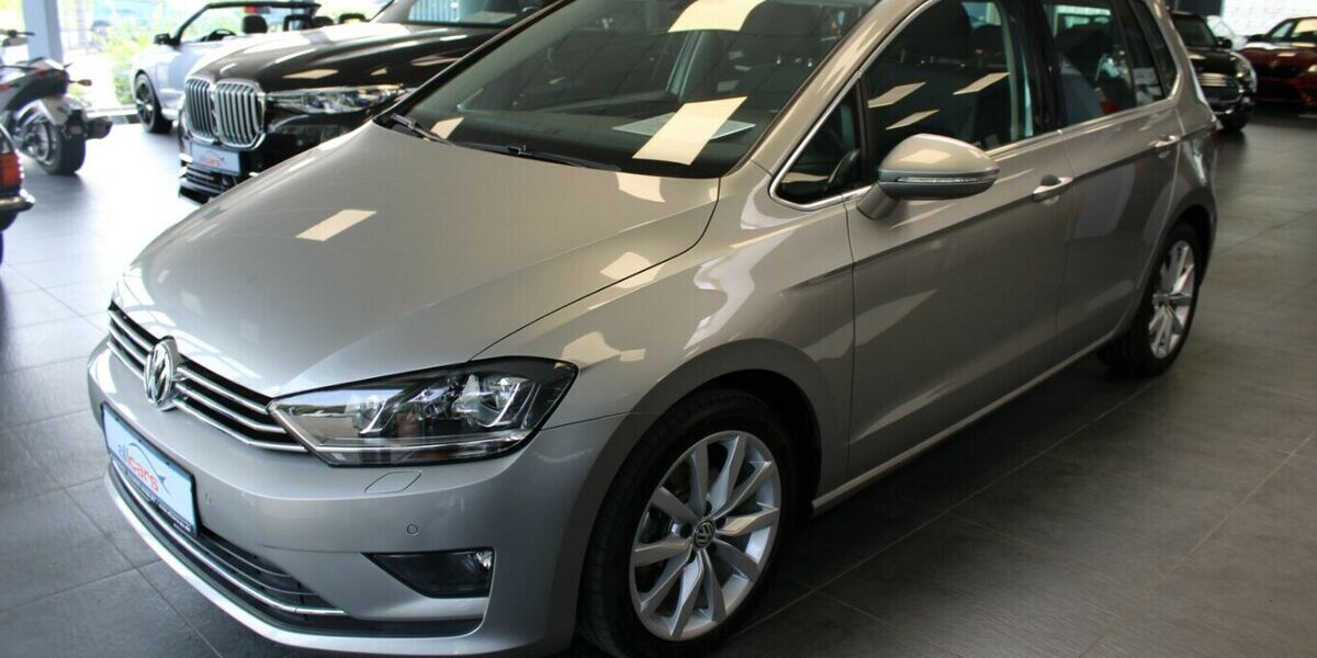 VW Golf Sportsvan 2.0 TDI DSG Highline 94.140 km 17.480 € Euskirchen 53881