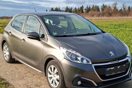 Peugeot 208 86.000 km 7.600 &euro; ROTH 56288
