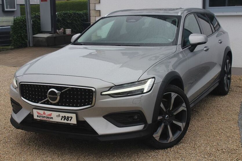 V60 Cross Country