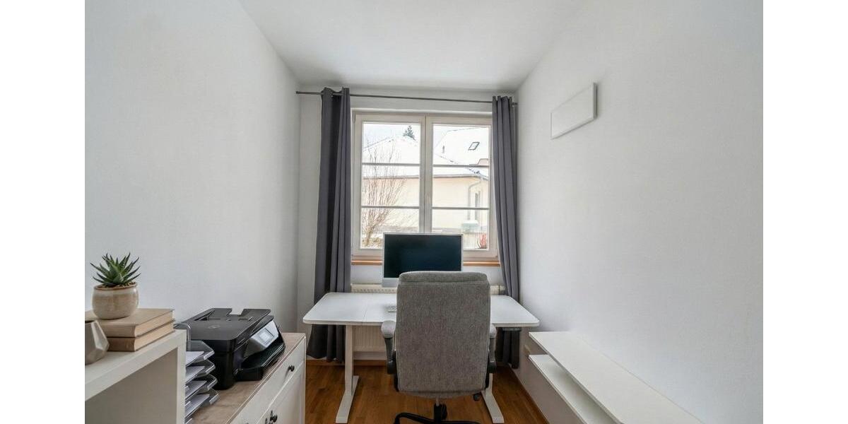 Reihenhaus Suhl - 5 Zimmer, 210 m&sup2;, 1.150&euro; | Angebot:26336041