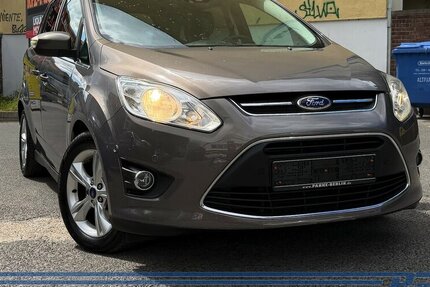 Ford Grand C-Max Champions Edition*SHZ*PDCv+h* 176.659 km 4.100 &euro; Berlin 13187