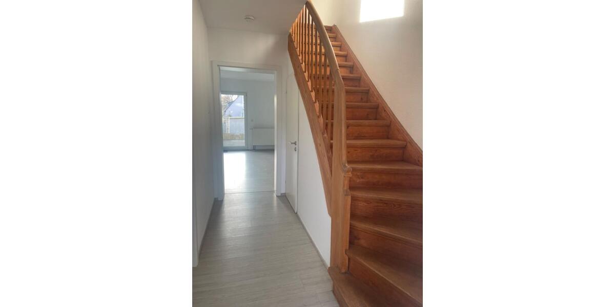 Reihenhaus Bad Homburg vor der Höhe Gonzenheim - 4 Zimmer, 110 m&sup2;, 1.950&euro; | Angebot:24721668