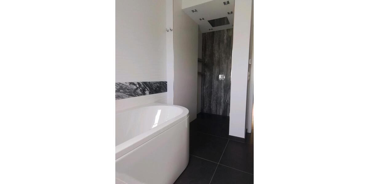 Einfamilienhaus Naunhof - 8 Zimmer, 282 m&sup2;, 620.000&euro; | Angebot:26786742