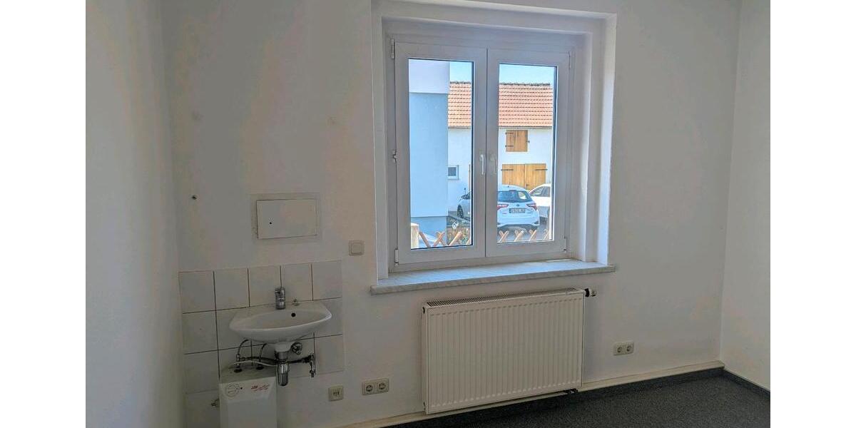 Hochparterre Ortrand - 2 Zimmer, 32 m&sup2;, 190&euro; | Angebot:26400384