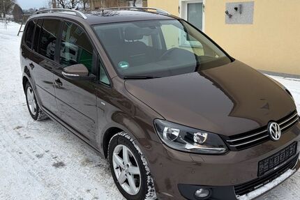 VW Touran 131.608 km 11.300 &euro; Hof 95030