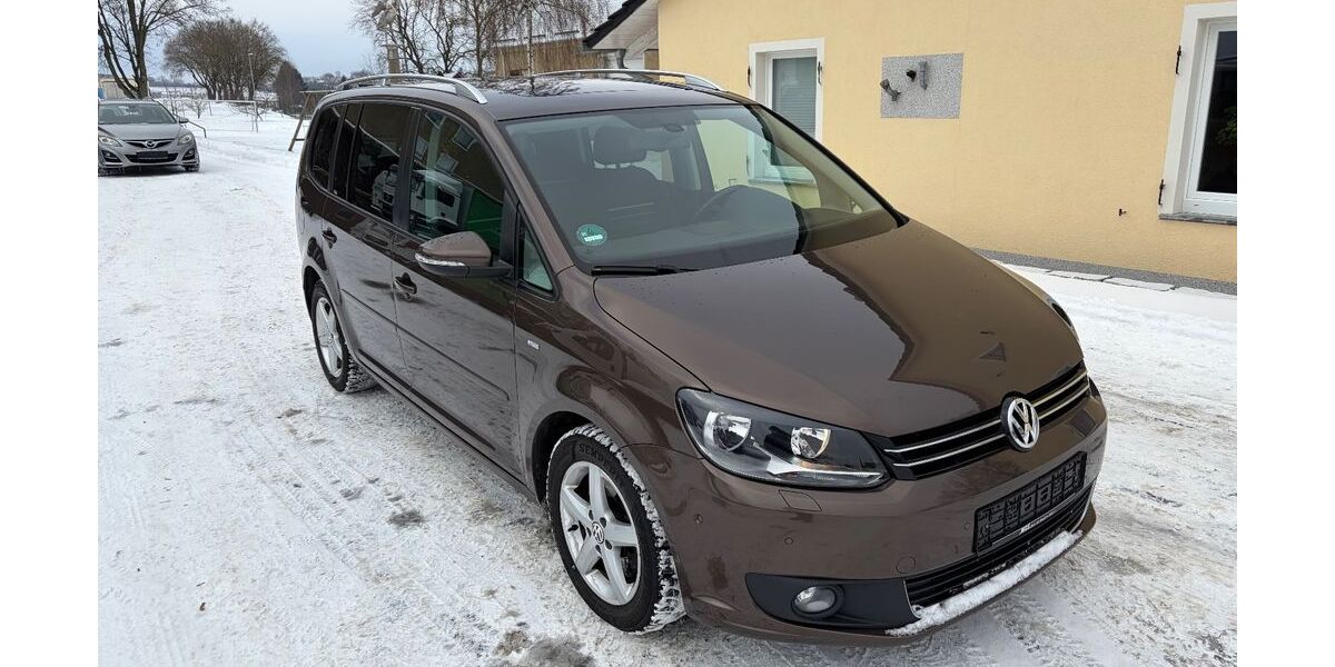 VW Touran 131.608 km 11.300 &euro; Hof 95030