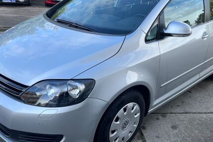 VW Golf 79.000 km 7.290 &euro; Dreieich 63303
