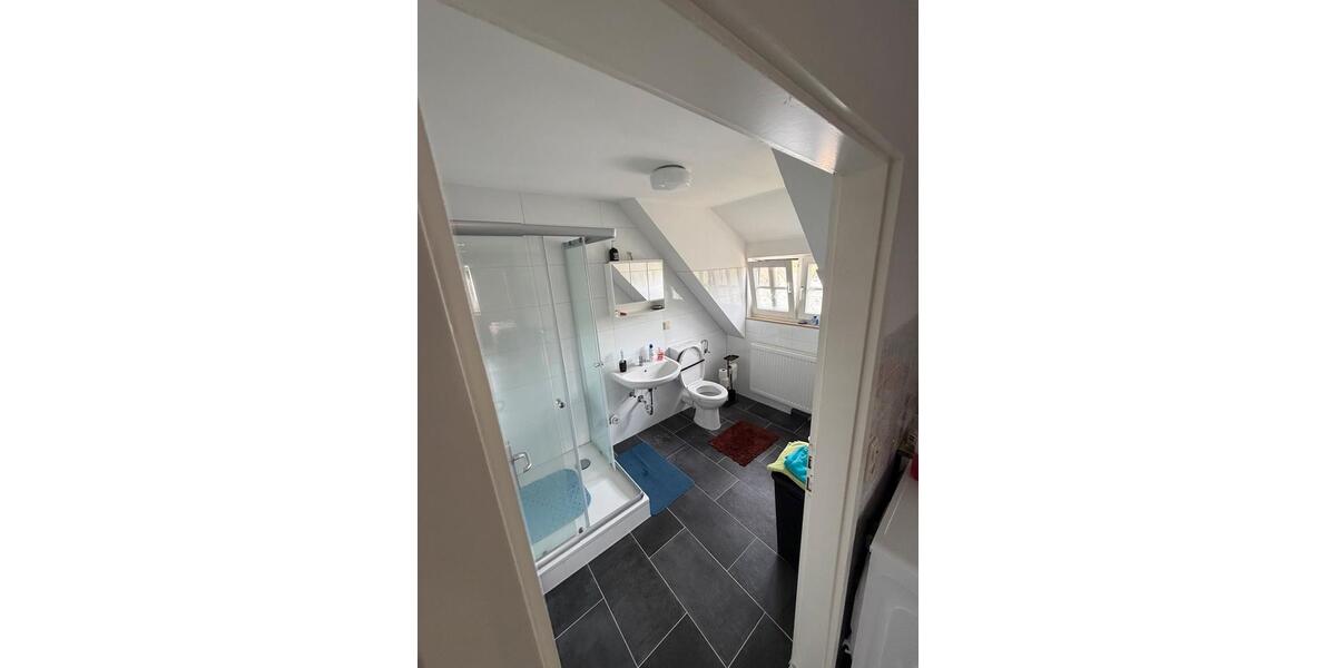 Dachgeschoßwohnung Sontra - 2 Zimmer, 34 m&sup2;, 220&euro; | Angebot:26318575