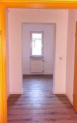 Etagenwohnung Ohrdruf - 3 Zimmer, 65 m&sup2;, 600&euro; | Angebot:26134115