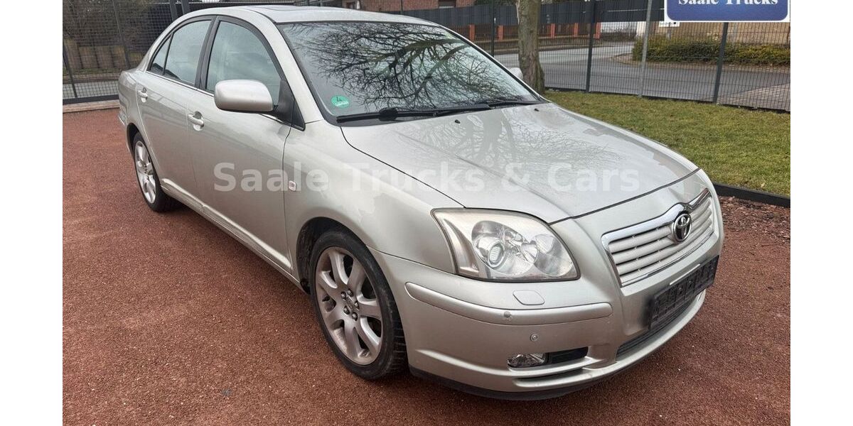 Toyota Avensis 211.000 km 2.900 &euro; Landsberg 06188