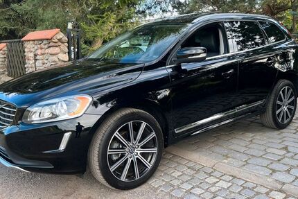 Volvo XC60 162.000 km 11.900 &euro; Frankfurt 15232