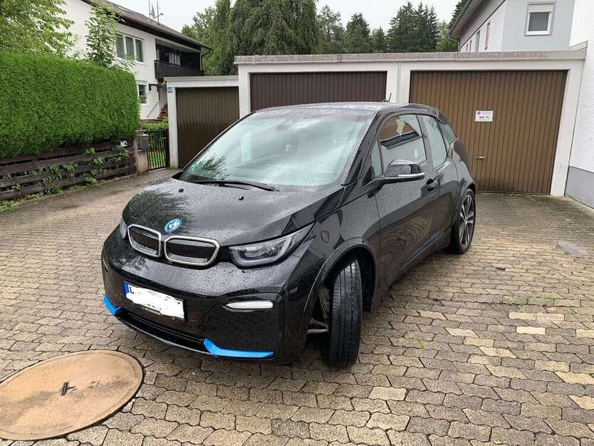 i3