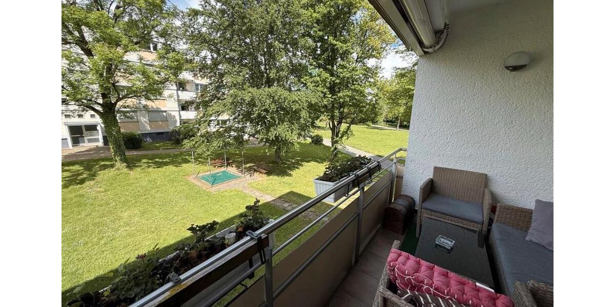 Etagenwohnung Böblingen - 4 Zimmer, 100 m&sup2;, 450.000&euro; | Angebot:26680973
