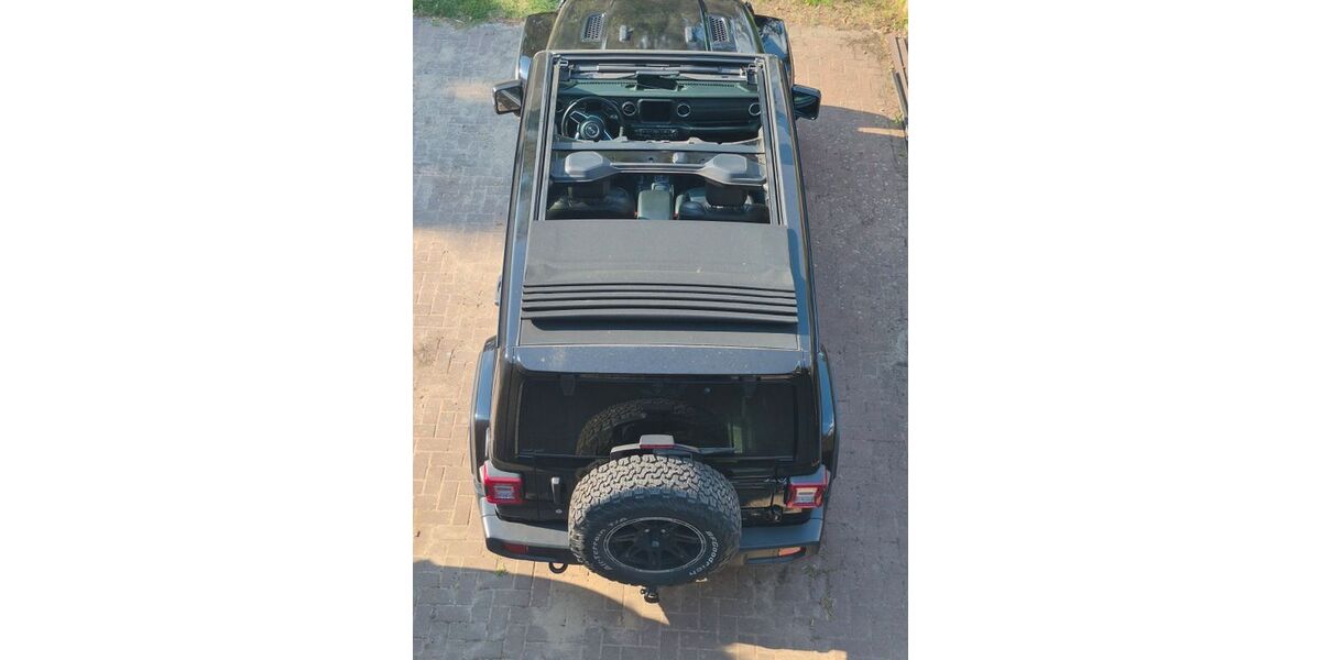 Jeep Wrangler 67.700 km 45.499 &euro; Wustermark 14641