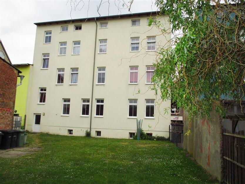 Hereinspaziert.....! Freundliche AltbauWohnung zu vermieten!