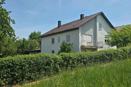 Haus Schnaittenbach - 6 Zimmer, 193 m&sup2;, 366.000&euro; | Angebot:27024453