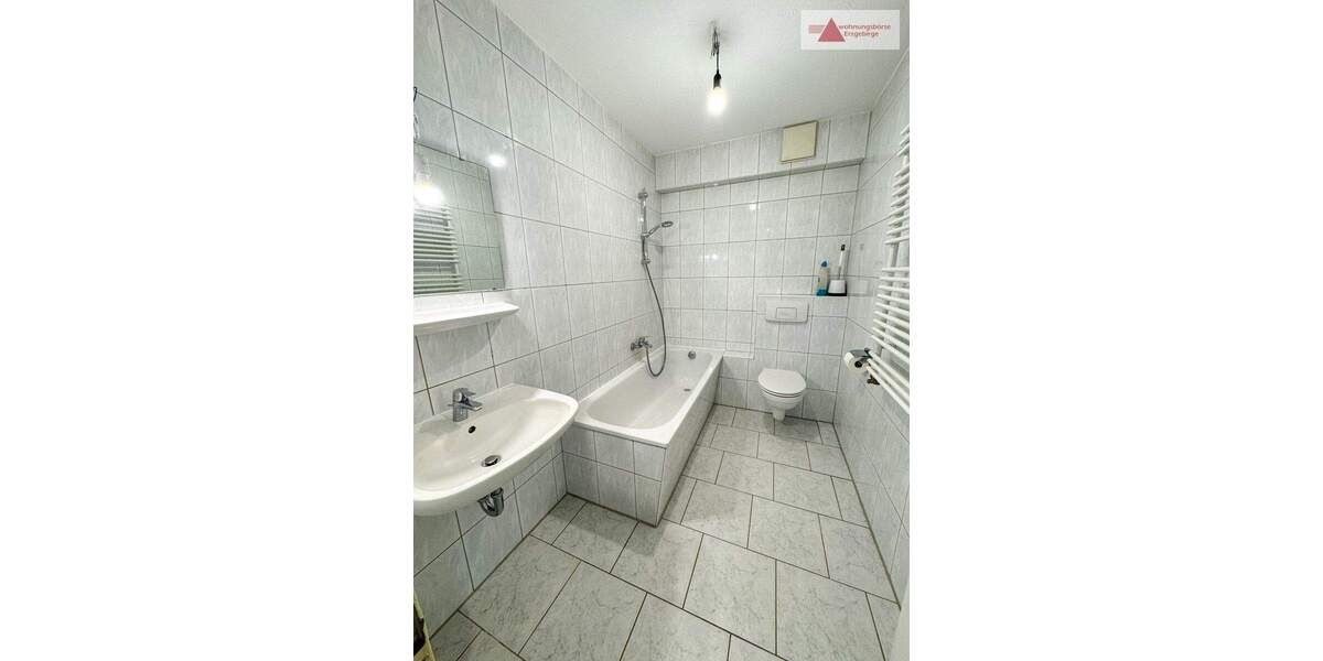 Etagenwohnung Aue - 2 Zimmer, 64 m&sup2;, 387&euro; | Angebot:25631485