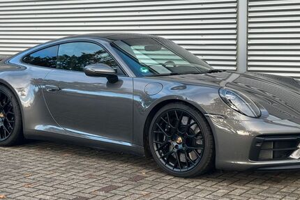 Porsche 992 1.960 km 167.500 &euro; Isernhagen 30916