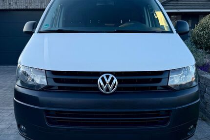VW T5 Transporter 170.500 km 12.750 € Brietlingen 21382