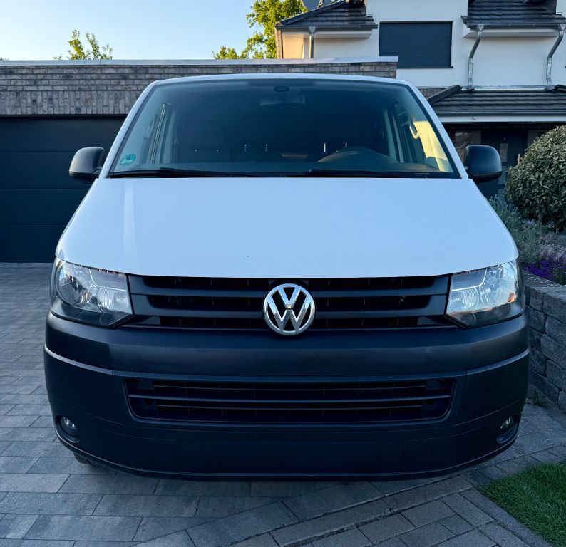 VW T5 Transporter 170.500 km 12.990 € Brietlingen 21382