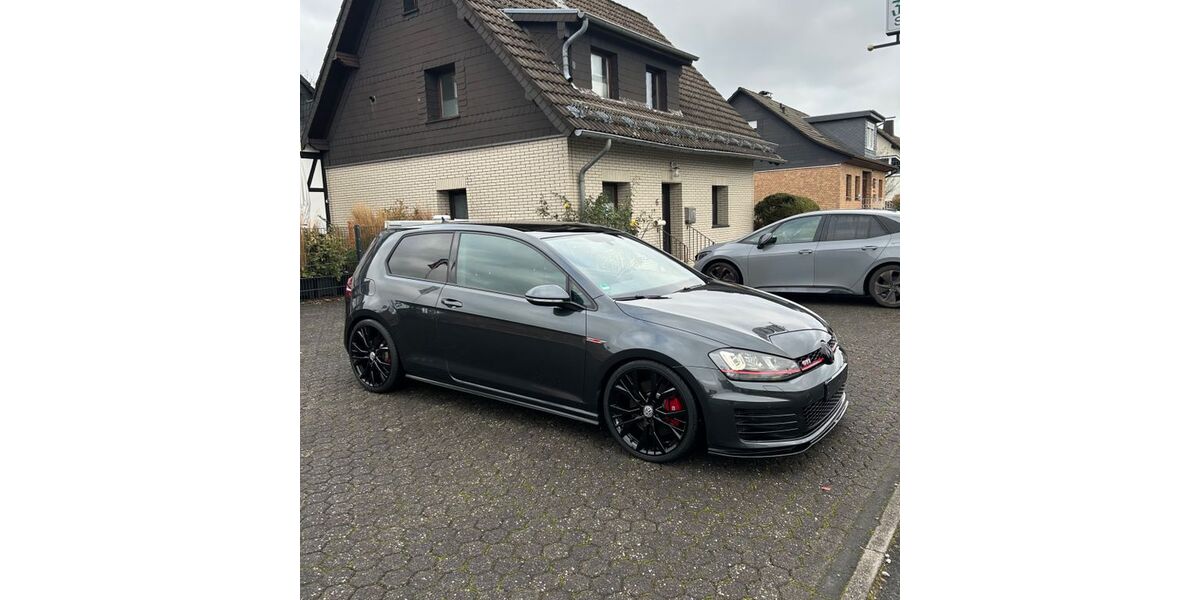 VW Golf 90.051 km 15.600 &euro; Overath 51491