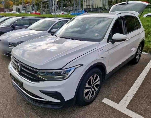 VW Tiguan 88.930 km 24.850 &euro; Westerstede 26655