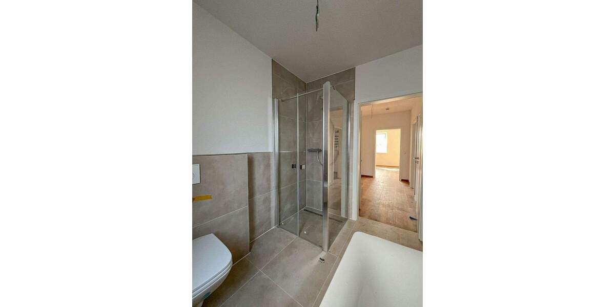 Etagenwohnung Edewecht - 2 Zimmer, 65 m&sup2;, 249.000&euro; | Angebot:25800373