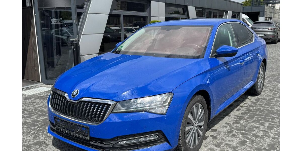 Skoda Superb 141.736 km 18.990 &euro; Vechelde 38159