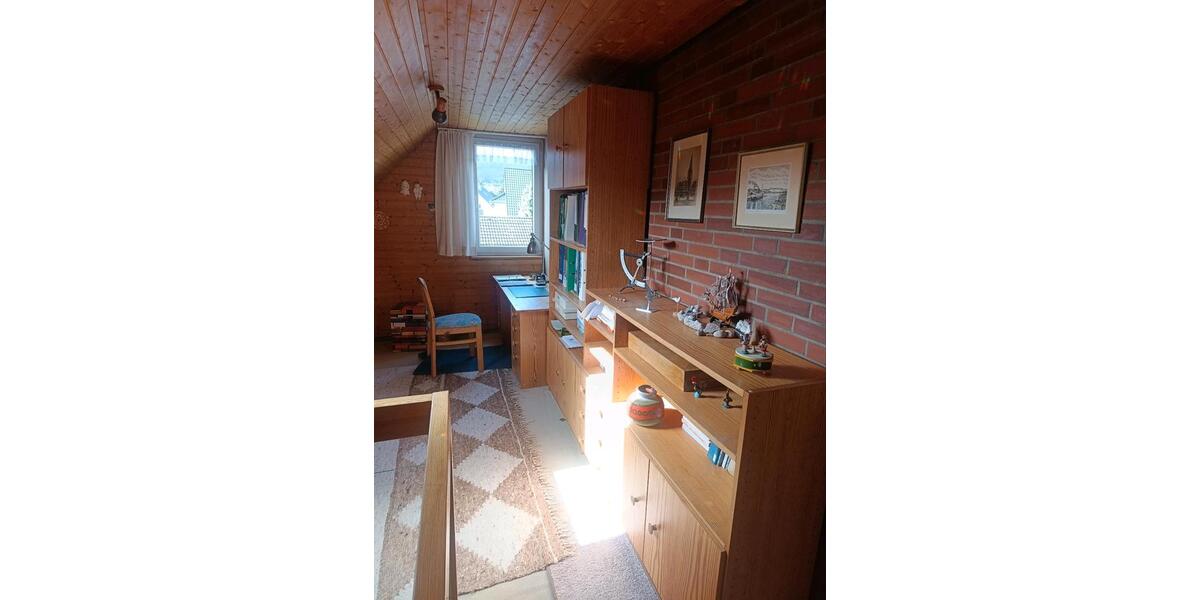 Dachgeschoßwohnung Höxter - 5 Zimmer, 110 m&sup2;, 130.000&euro; | Angebot:27234452