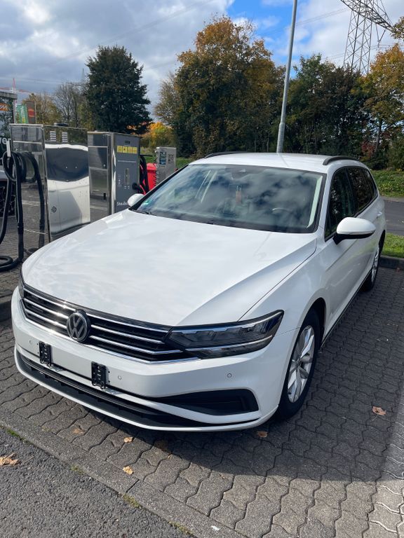 VW Passat Variant 174.000 km 14.999 € Koblenz 56075