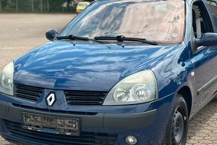 Renault Clio 100.000 km 2.490 &euro; Düren 52349