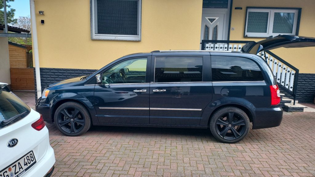 Lancia Voyager 130.000 km 13.900 &euro; Groß-Gerau dornheim 64521