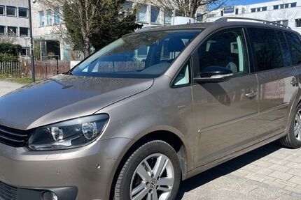 VW Touran 200.000 km 6.970 &euro; Riemerling 85521