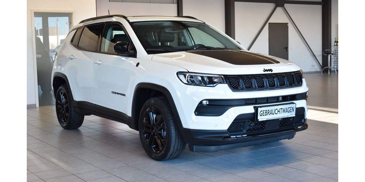 Jeep Compass 4.500 km 27.999 &euro; Düren 52351