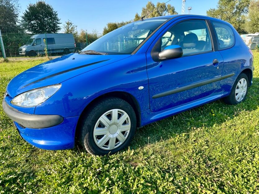 Peugeot 206 147.579 km 600 € Rostock 18147