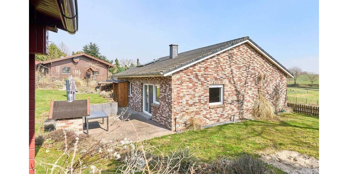 Bungalow Malente / Neukirchen Neukirchen - 4 Zimmer, 121 m&sup2;, 399.000&euro; | Angebot:26208386