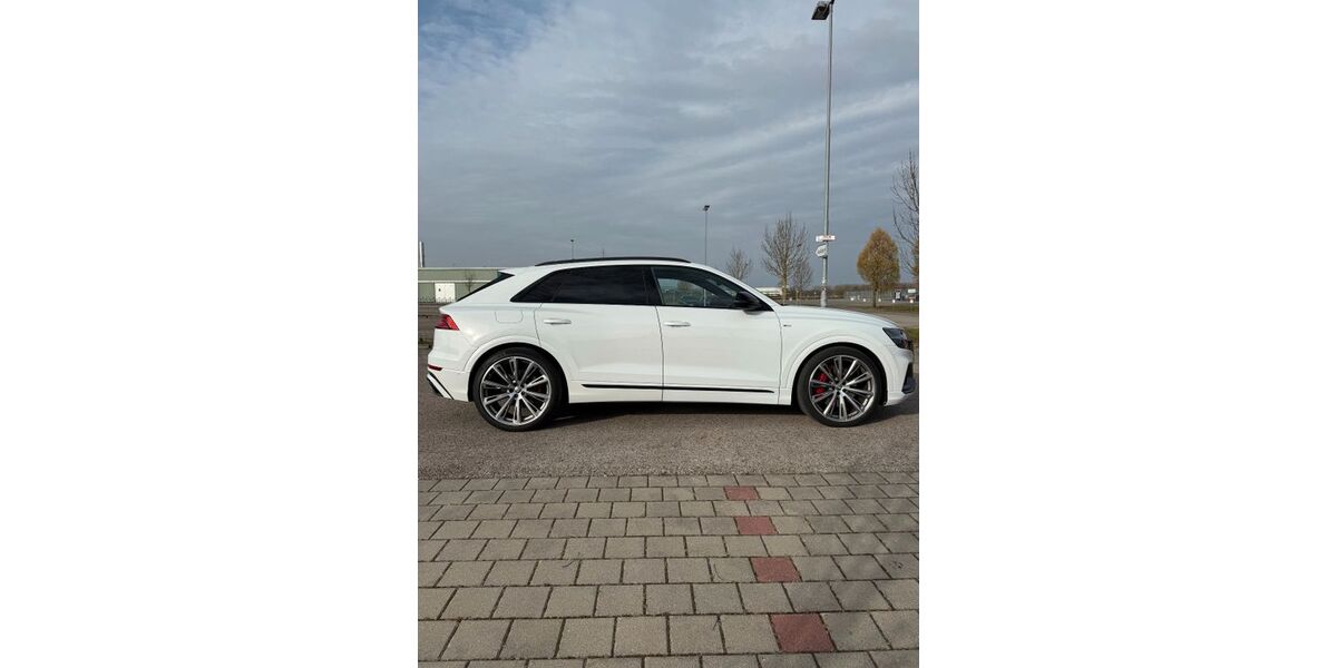 Audi Q8 69.000 km 54.990 &euro; Ingolstadt 85049