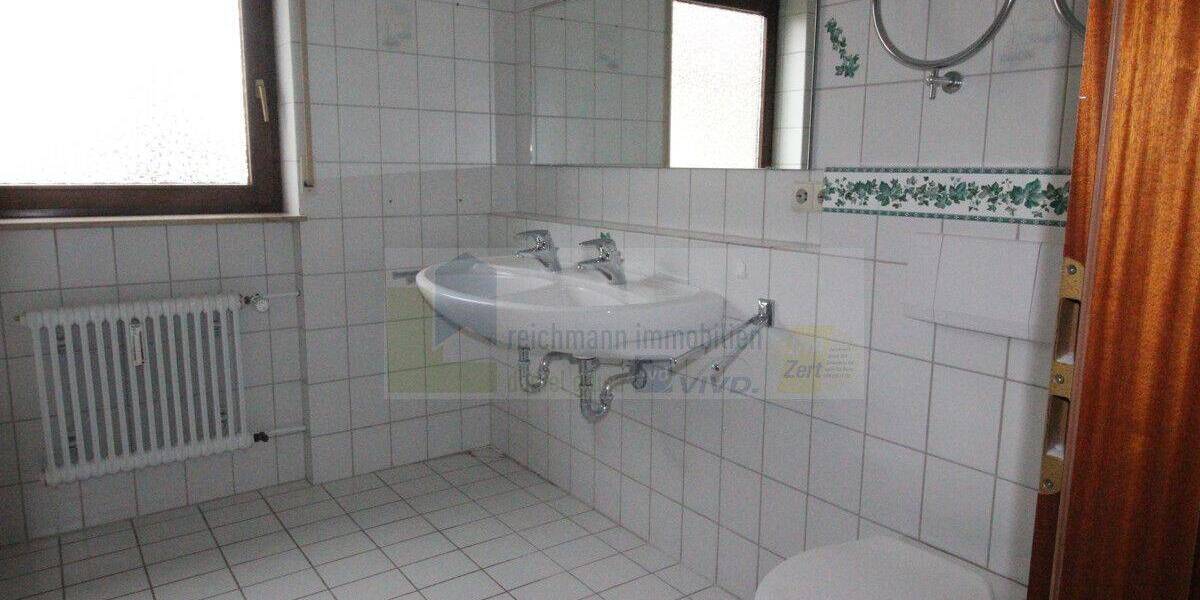 Etagenwohnung Bad Dürrheim - 3 Zimmer, 83 m&sup2;, 700&euro; | Angebot:26851054