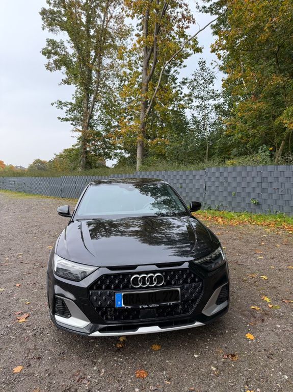 Audi A1 132.000 km 17.400 € Berne 27804